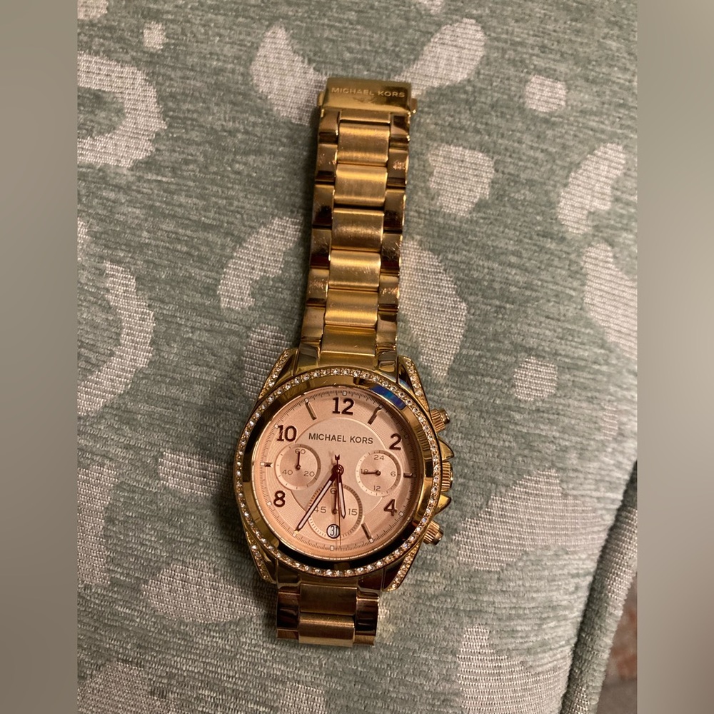 Michael Kors Watch - Picture 2 of 7